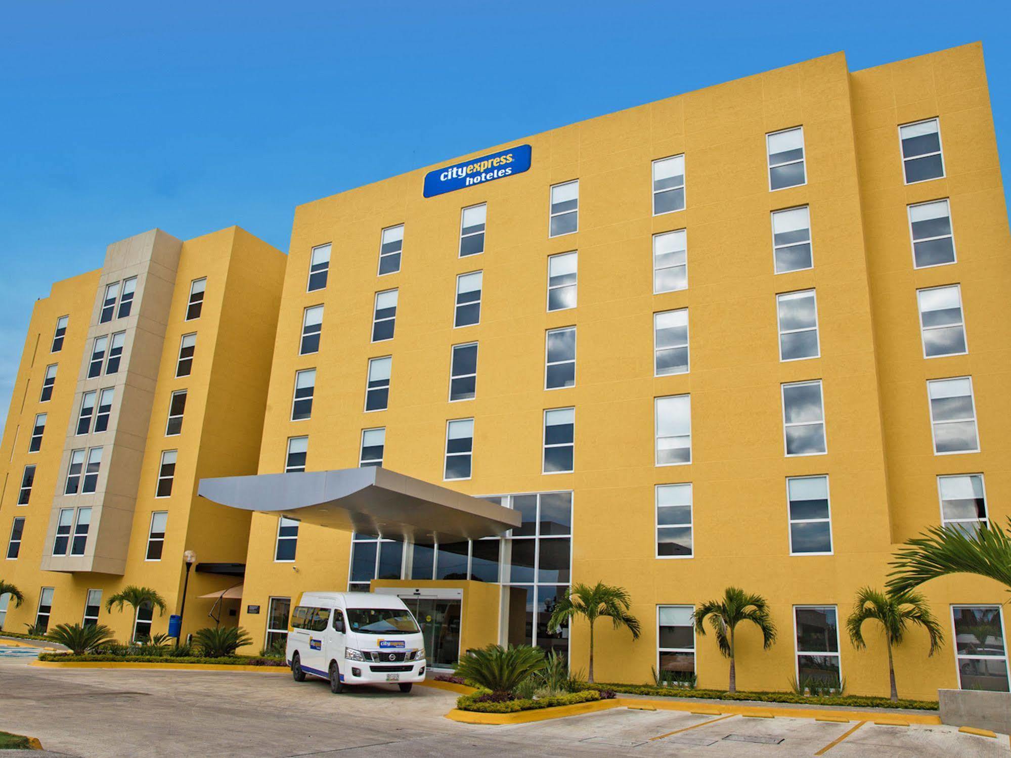 City Express By Marriott Reynosa Aeropuerto Eksteriør bilde
